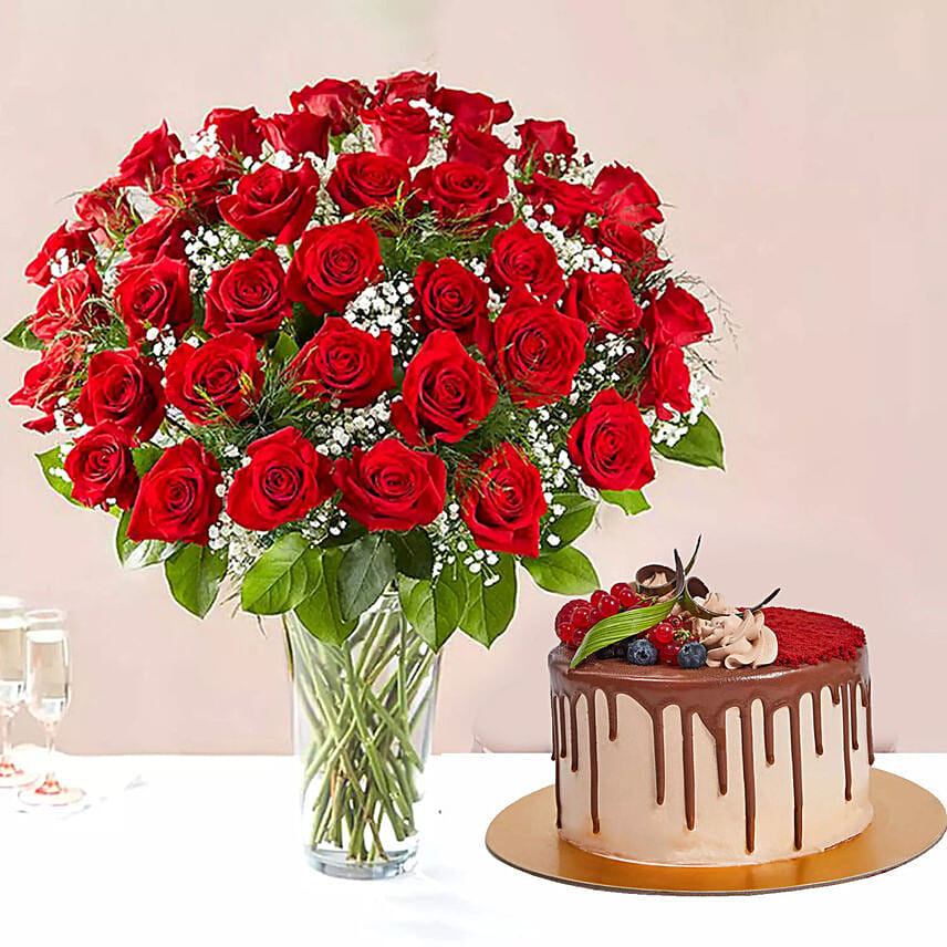 1 Kg Chocolaty Red Velvet Cake With 50 Roses Arrangement: Combos