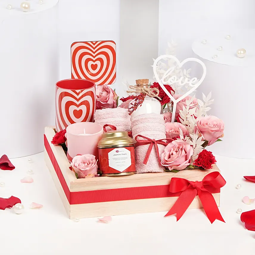 Love and Care Hamper: Valentines Day Gifts to Umm Al Quwain