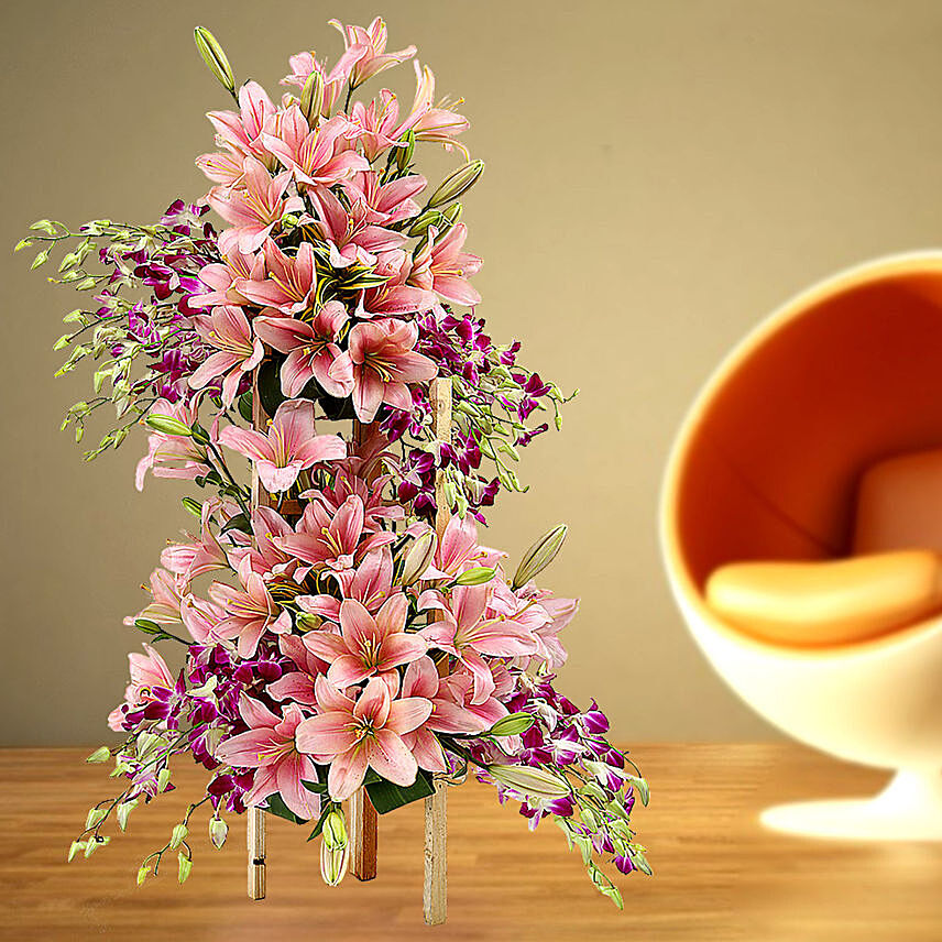 Grand Celebratory Bouquet: Premium Gifts