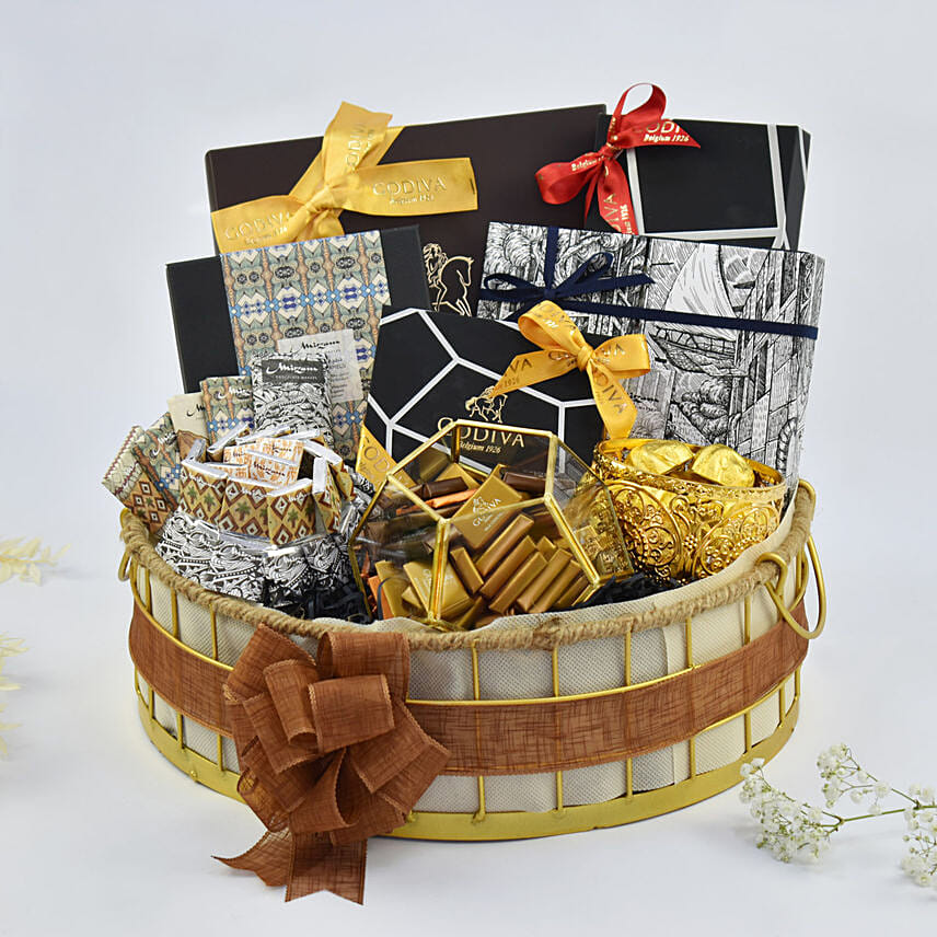 Premium Chocolate Collection Hamper: Chocolate Hampers 