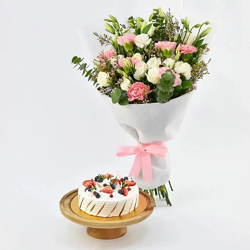 Vegan Vanilla Crunchy Cake and Flowers: Anniversary Flowers & Cakes