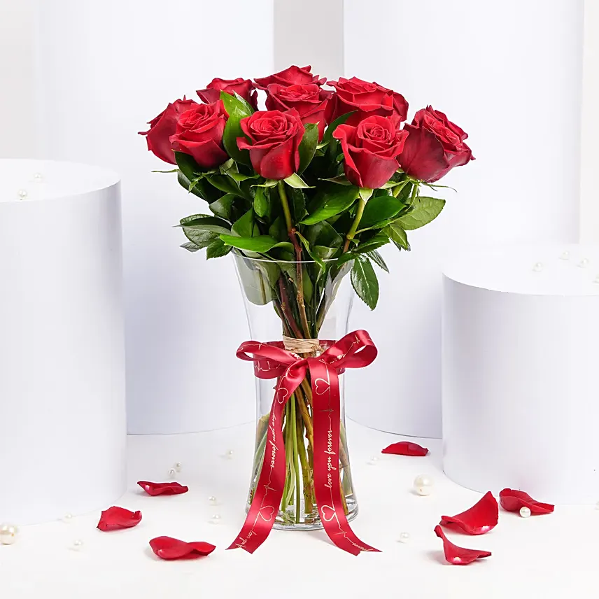 12 Roses Affection Arrangement: Valentine Gifts to Umm Al Quwain