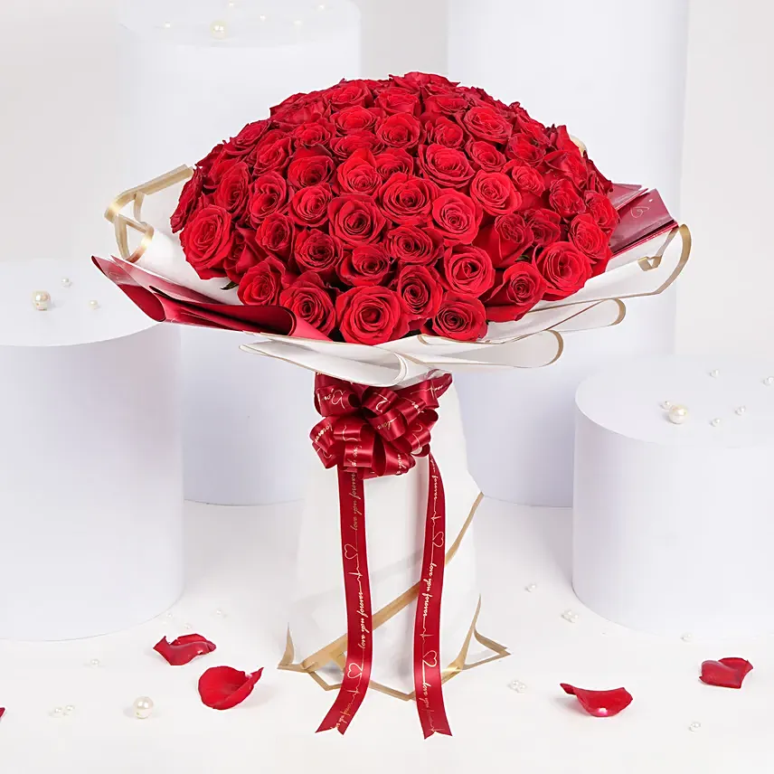 99 Majestic Red Roses: 