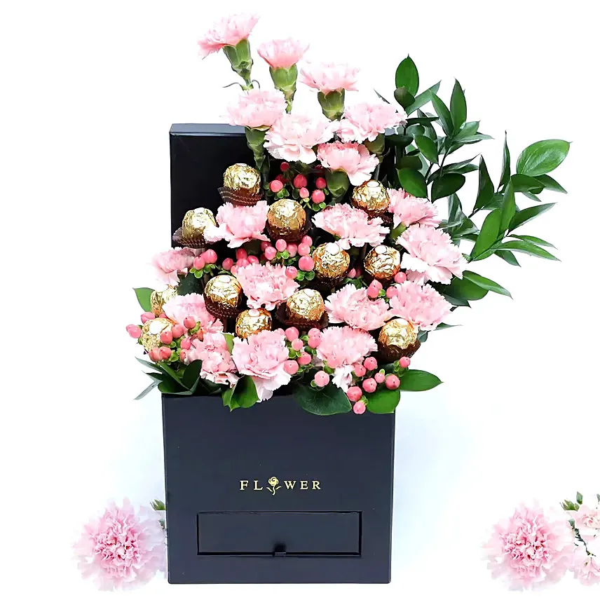 Affairs of Hearts Arrangement: Gifts Delivery in Ajman