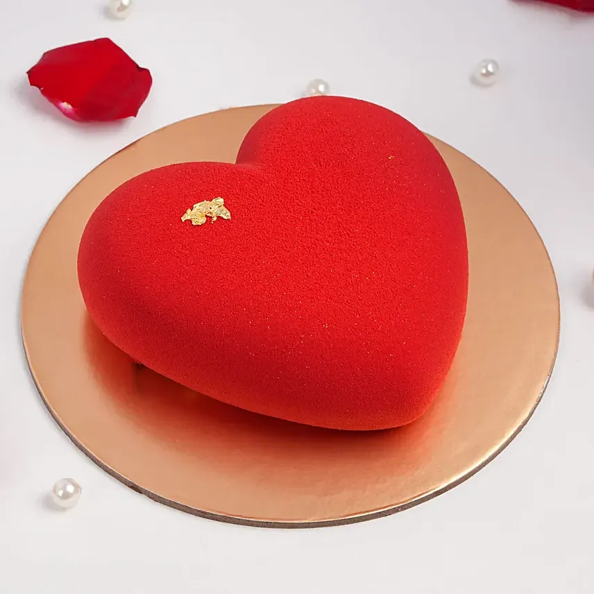 Heartful Of Love Cake: Heart shape Cakes for Valentine