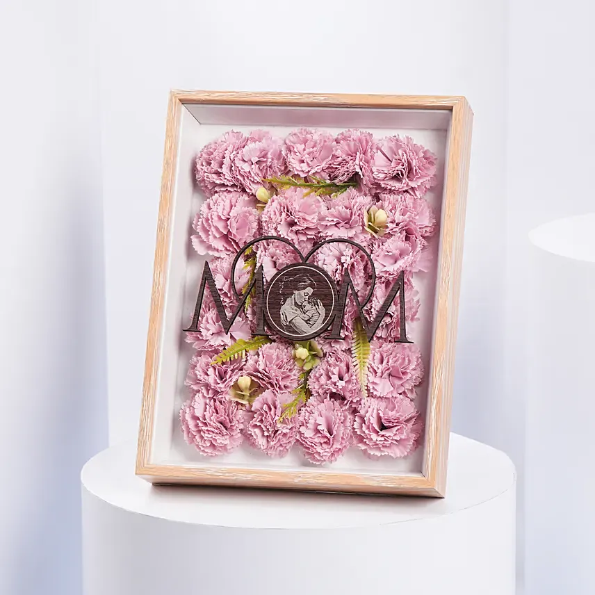 Personlize Floral Frame For Mom: Personalised Mothers Day Gifts