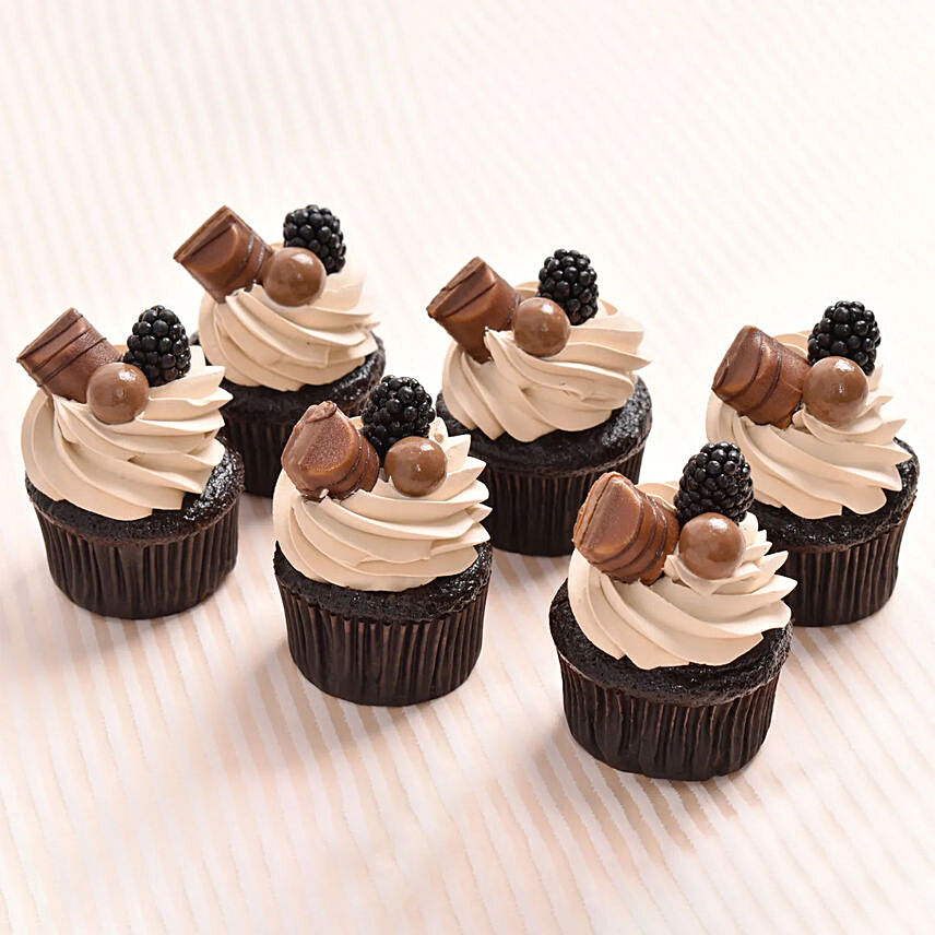 Eggless Chocolate Cup Cakes 6 Pcs: Cupcakes Dubai