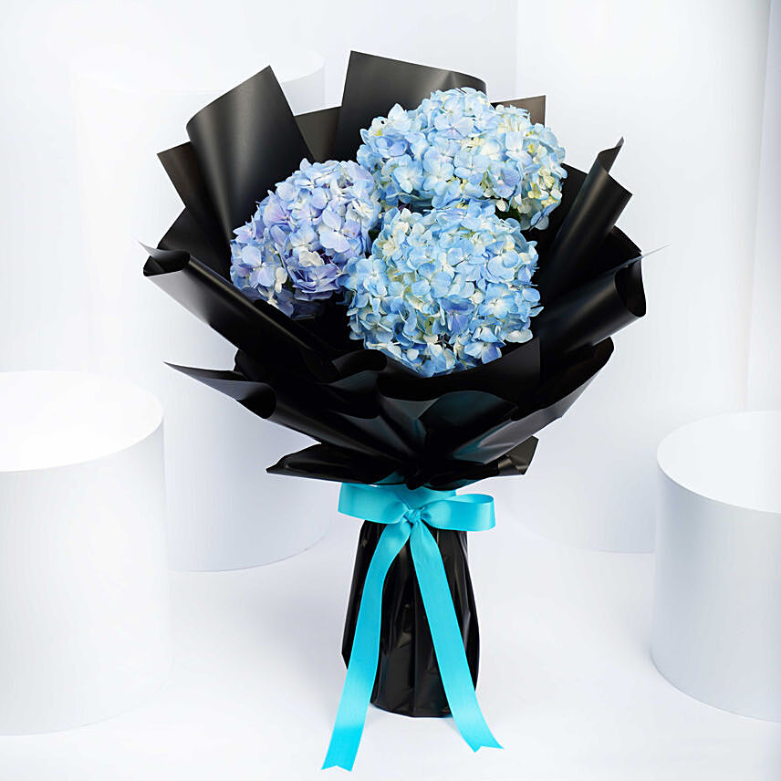 Blue Hydrangea Bouquet: Gifts for Dad