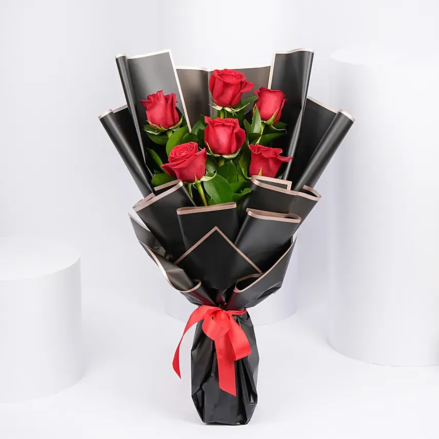 Bunch of Beautiful 6 Red Roses: Flower Delivery Sharjah