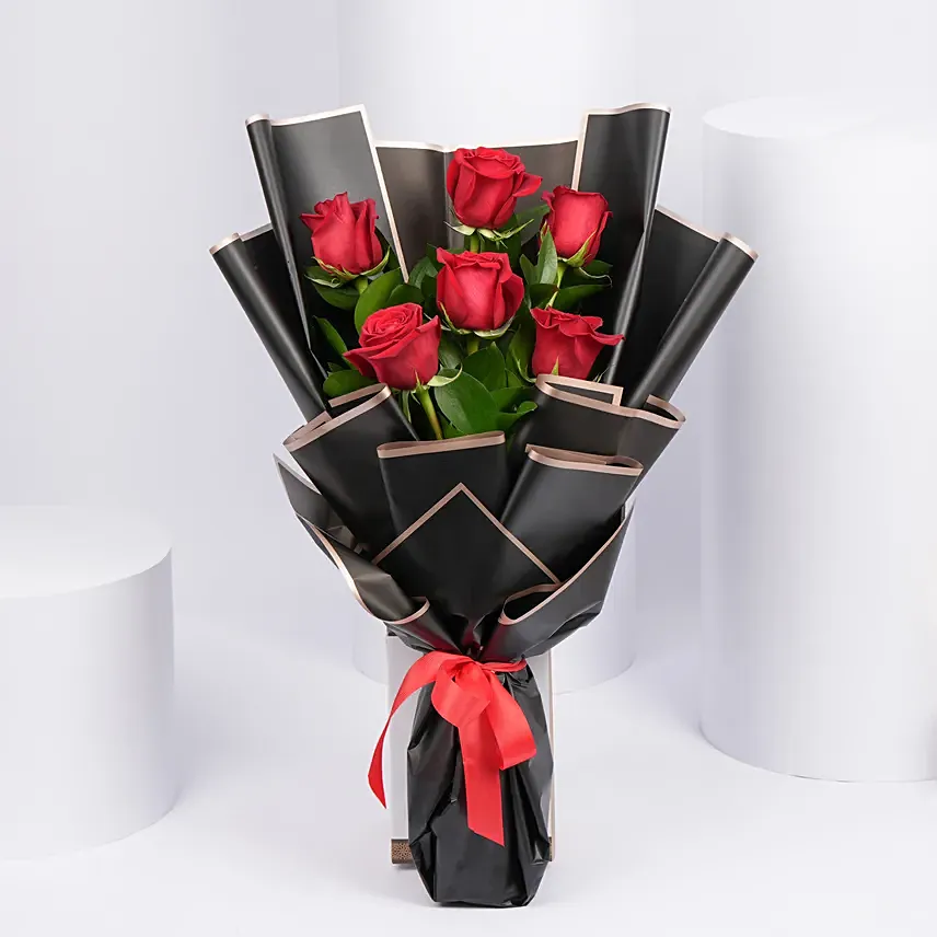 Bunch of Beautiful 6 Red Roses: Flower Delivery In Umm Al Quwain