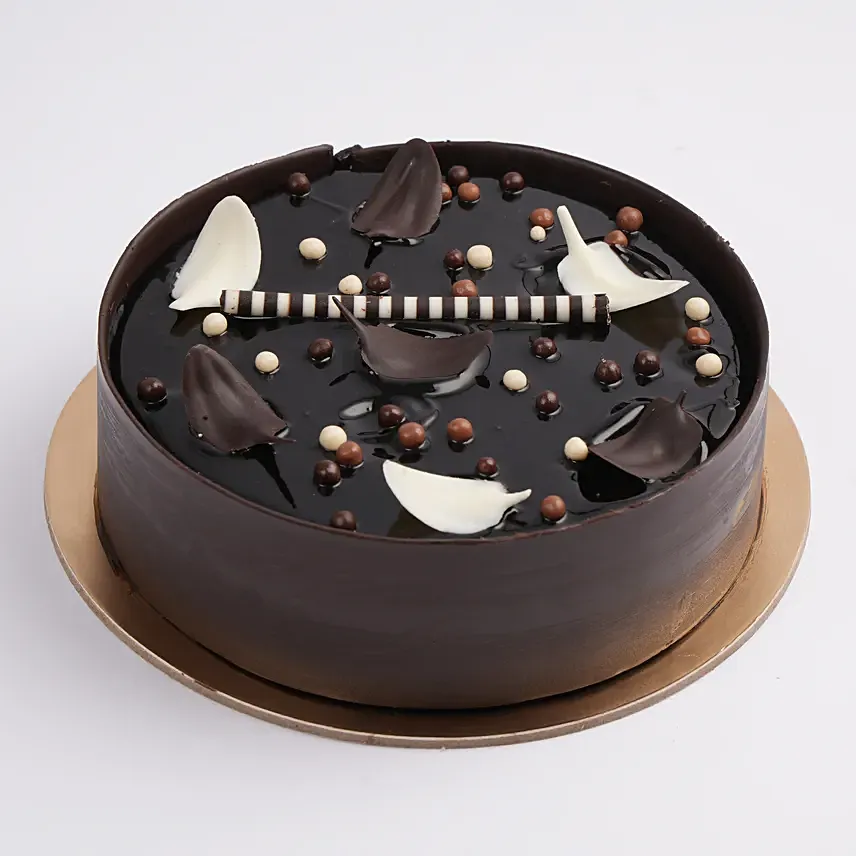 Heavenly White Dark Fudge Cake: Farewell Gifts