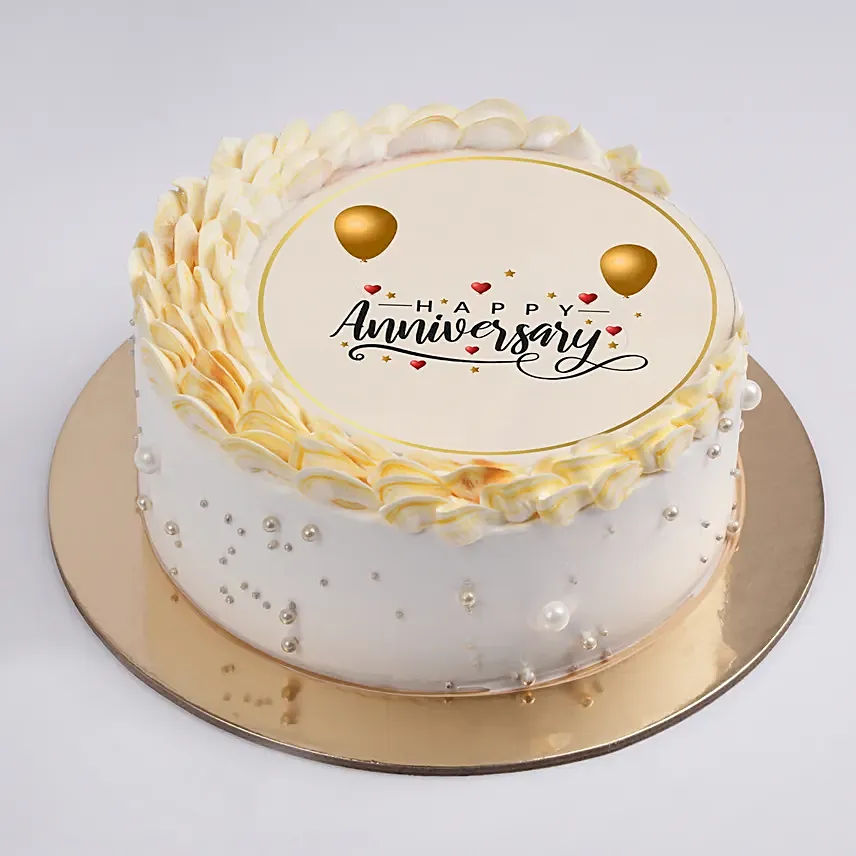 Love at First Bite Cake: Wedding Anniversary Cake