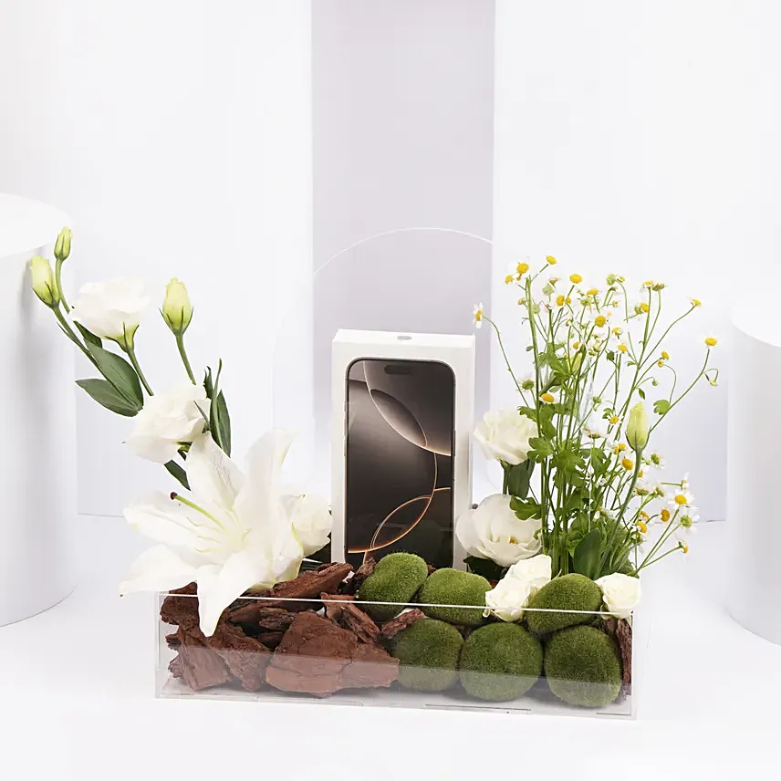 Iphone 16 Pro Max Gift with Flowers: 