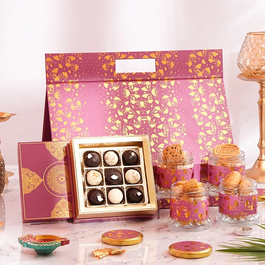 Diwali Delight Hamper: 