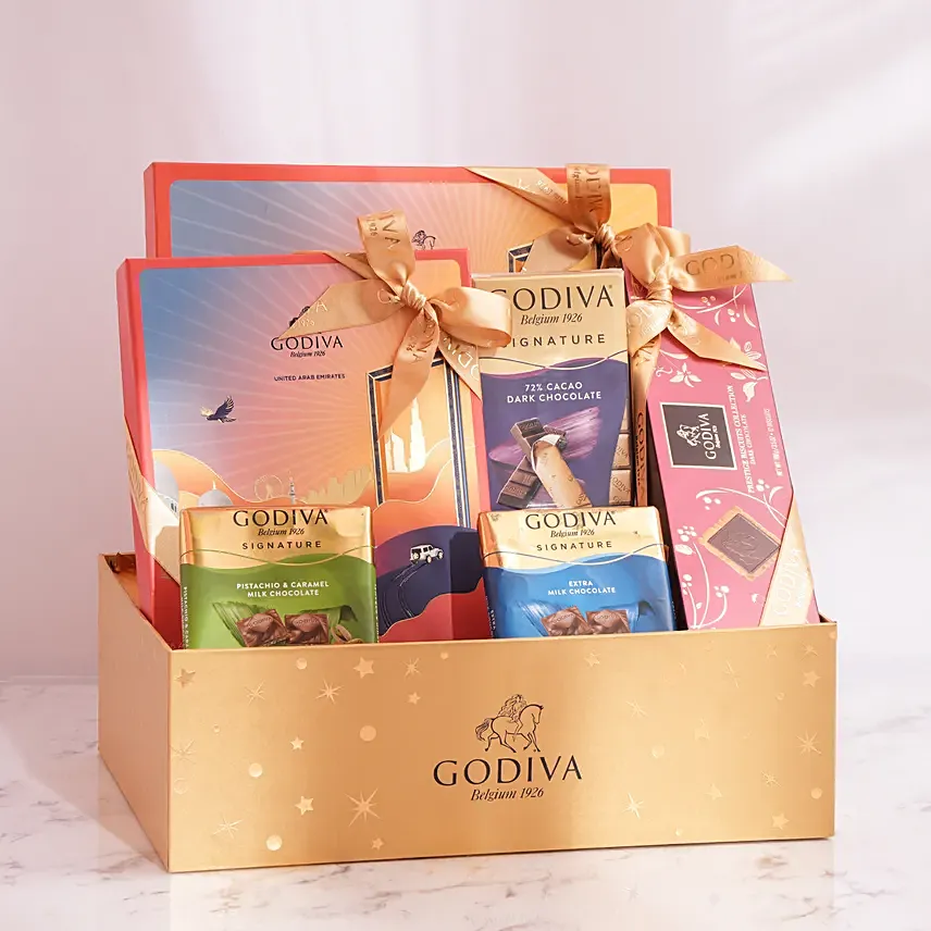 Godiva Luxury Hamper Small: Godiva Chocolates