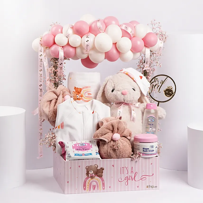 Little Baby Girl Gift Set: New Born Gift Hampers