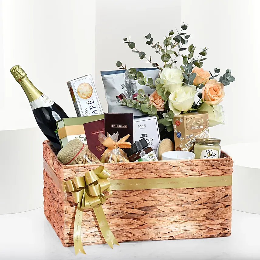 Basket of Indulgence: Tea and Coffee Gift Hampers