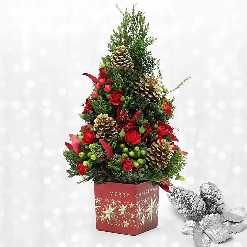 May Your Days Be Merry and Bright: Christmas Flower Arrangements