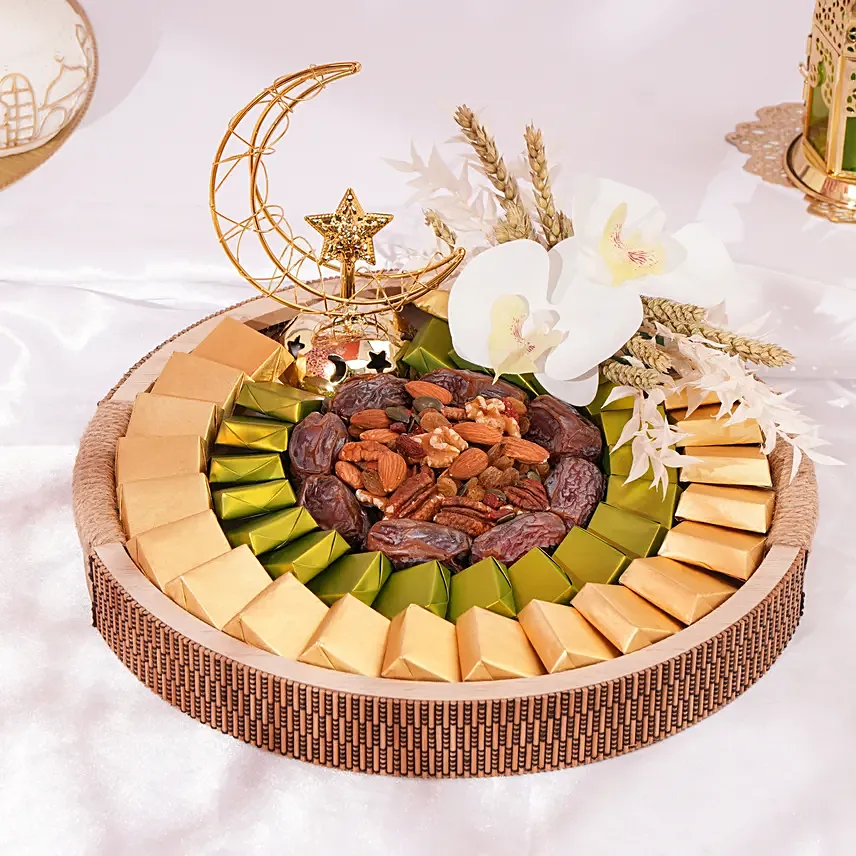 Ramadan Kareem Chocolate Tray: Ramadan Chocolates