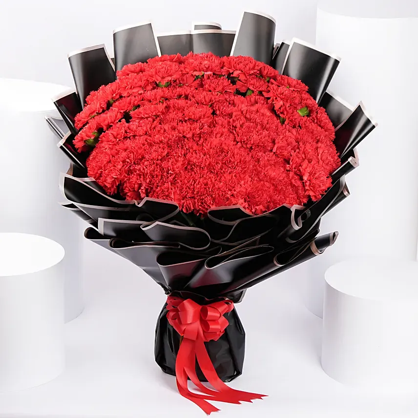 100 Red Carnations Bouquet: 