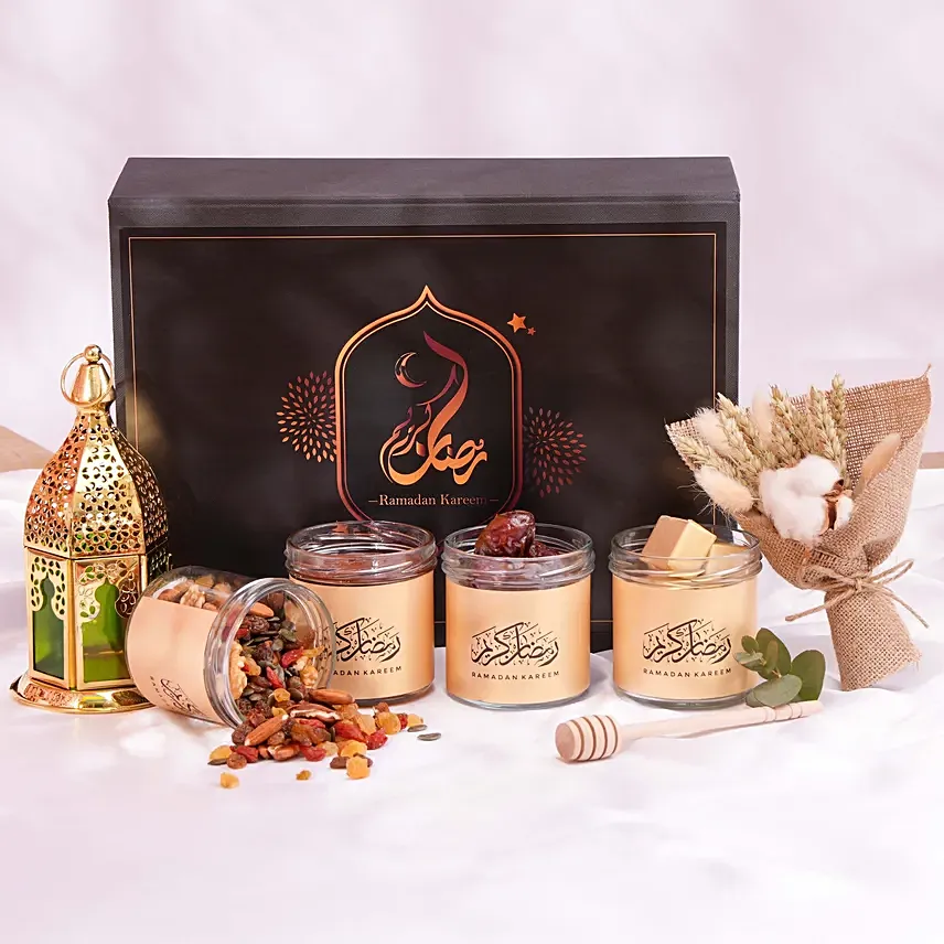 Ramadan Kareem Abundance Hamper: Eid Gift Hampers