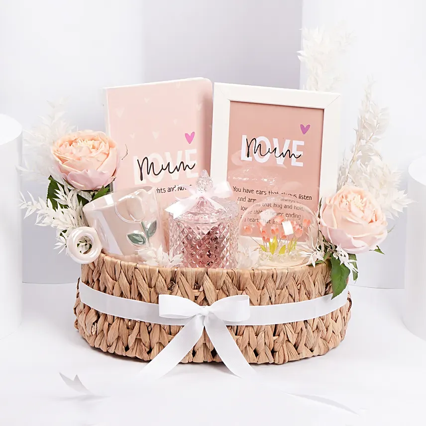 Elegant Love Themed Gift Basket: Gift Hampers 