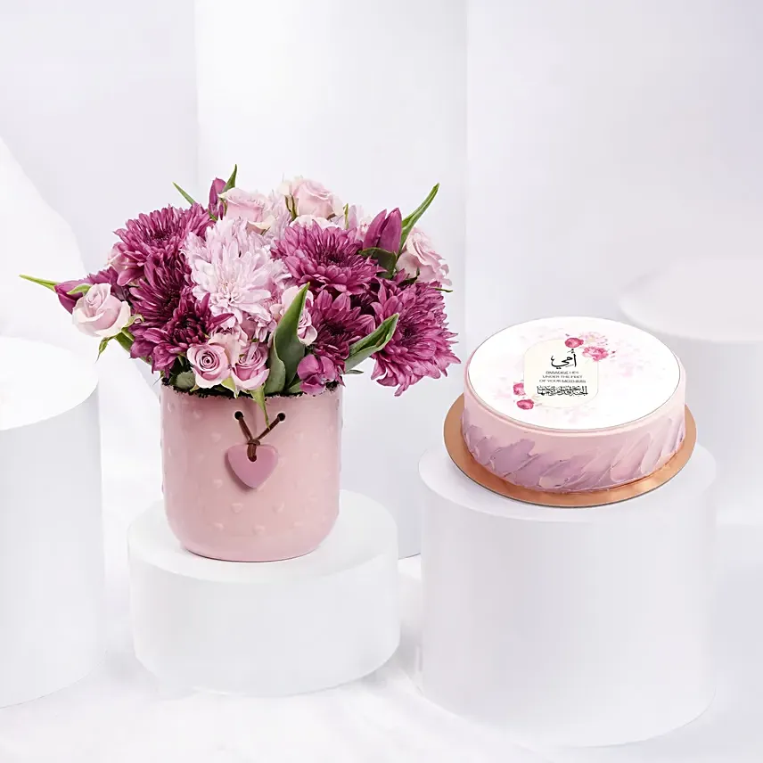 Thanks Mom Flowers With Cake: Mothers Day Combos