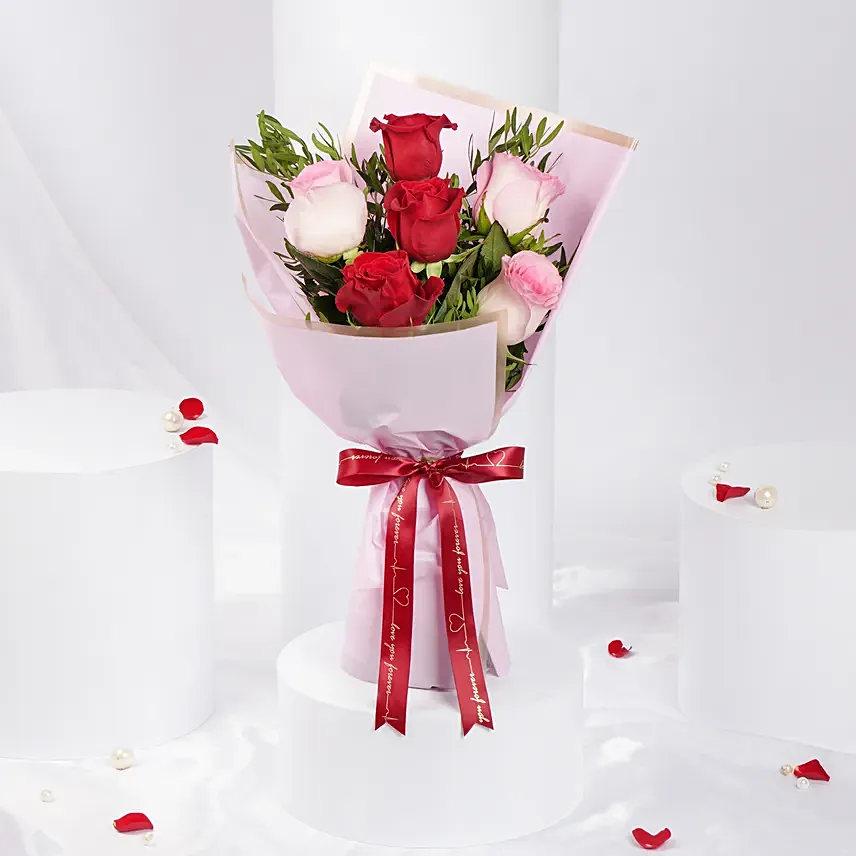 Eternal Love Valentine Roses Bouquet: 