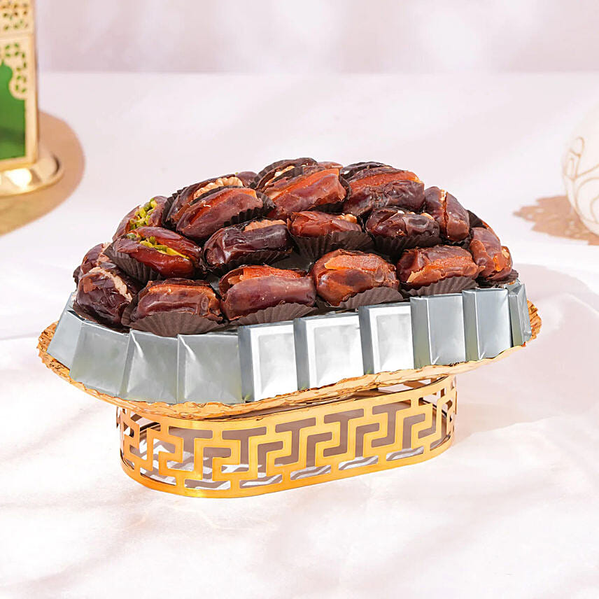 Ramadan Chocolates N Dates Mini Platters: Send Ramadan Gifts to Saudi Arabia