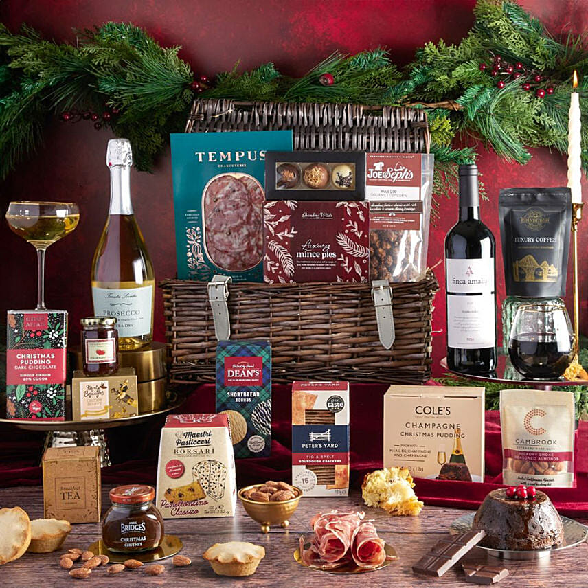 The Traditional Christmas Hamper: إرسال هدايا المملكة المتحدة