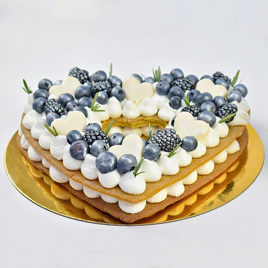 Heart To Heart Blueberry Cake 4 Portion