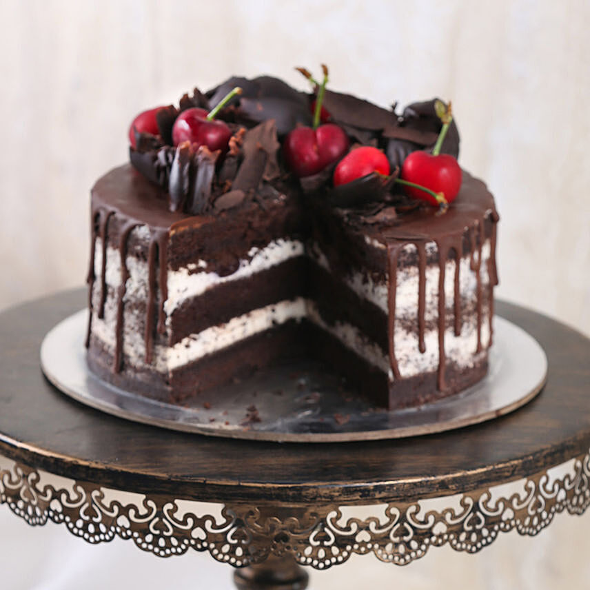 Online Black Forest Vegan Cake- Half Kg Gift Delivery in UAE - FNP
