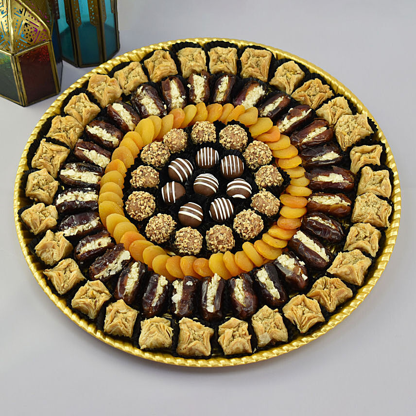 Online Royal Ramadan Dates and Sweets Platter Gift Delivery in UAE - FNP