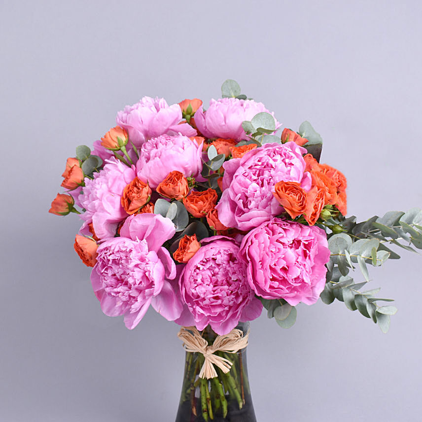 Online Peonies And Spray Roses Gift Delivery in UAE - FNP