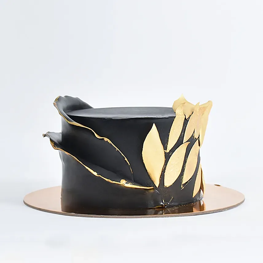 Black Beauty Fondant Vanilla Cake