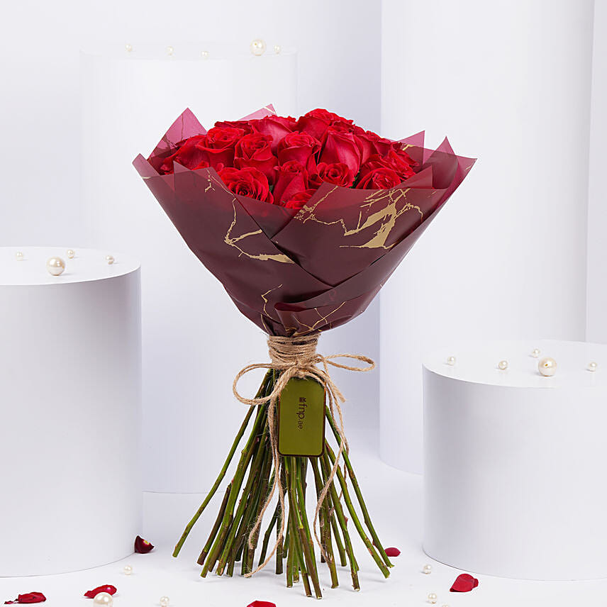 Online Sublime 35 Roses Bouquet Gift Delivery in UAE - FNP