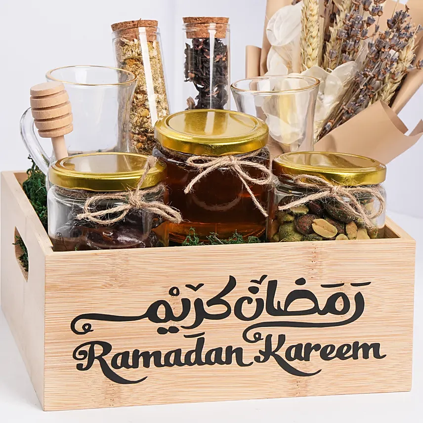 ramadan kareem hamper