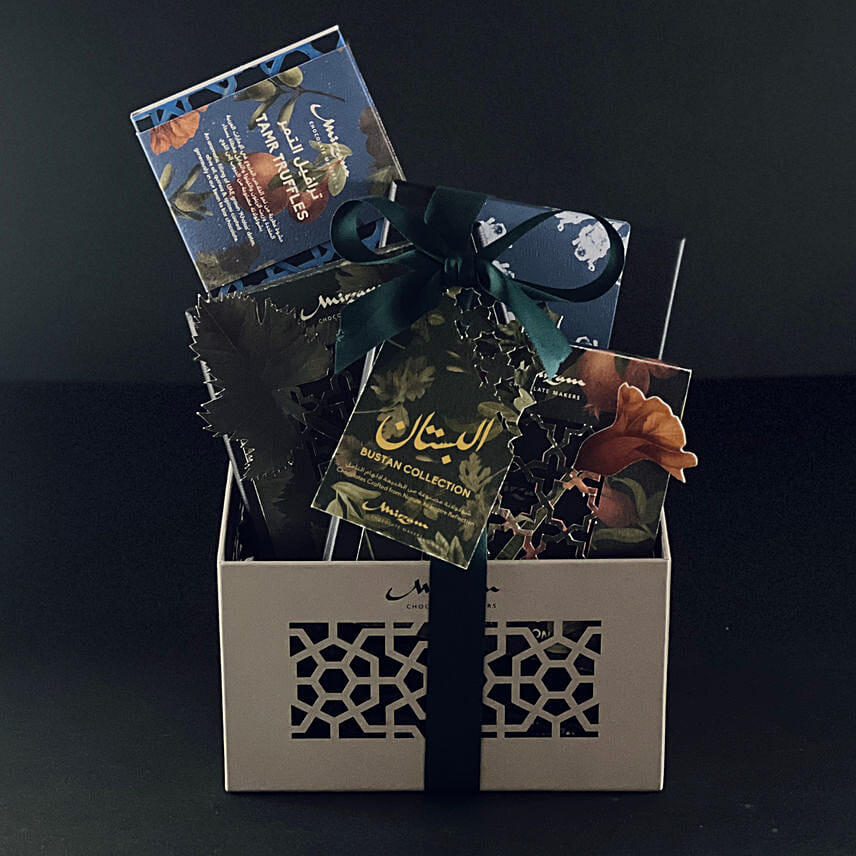 Yazdahir Hamper