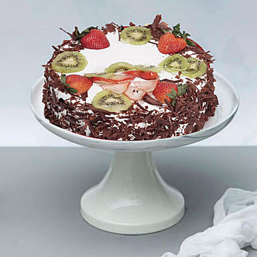 Black Forest Cake- 8 Portions