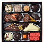 National Day Luxury Medium Gift Box By Neuhaus