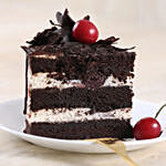 Delicate Black Forest Eggless Cake 16 Portion