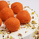 Creamy Vanilla Cake with Motichoor Laddu Half Kg