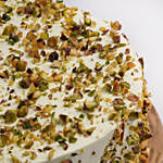 Pistachio Drizzled Half Kg Vanilla Cake