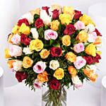 Bunch of 100 Mixed Roses In Glass Vase