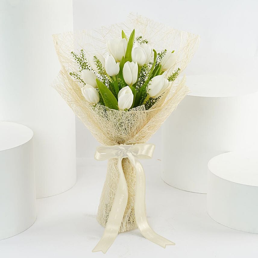 Riqa | White Tulip Bouquet