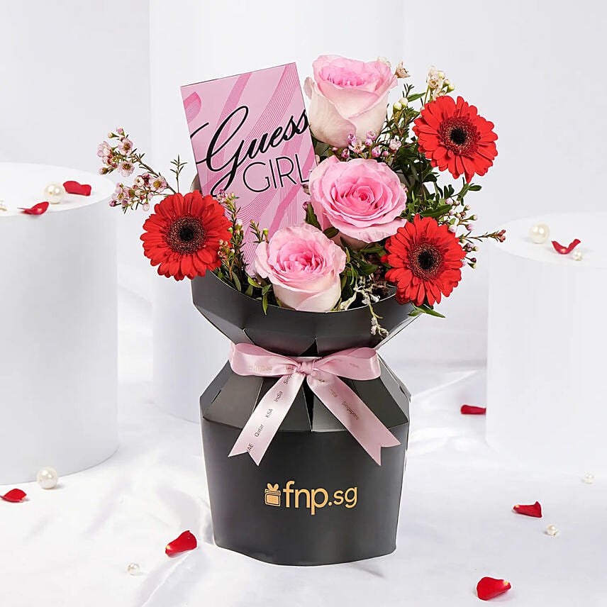 Eleganct Bloom and Pefume Valentine’s Gift Set For Her