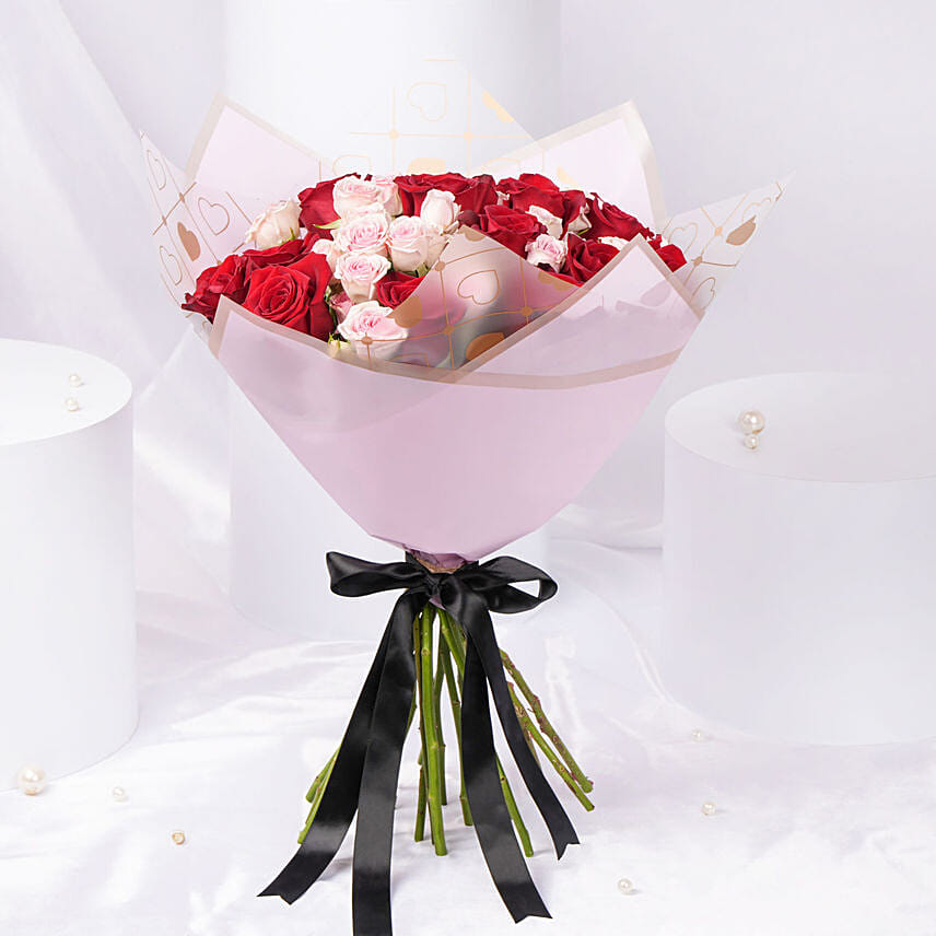 Elegant Duo of Roses Valentines Bouquet