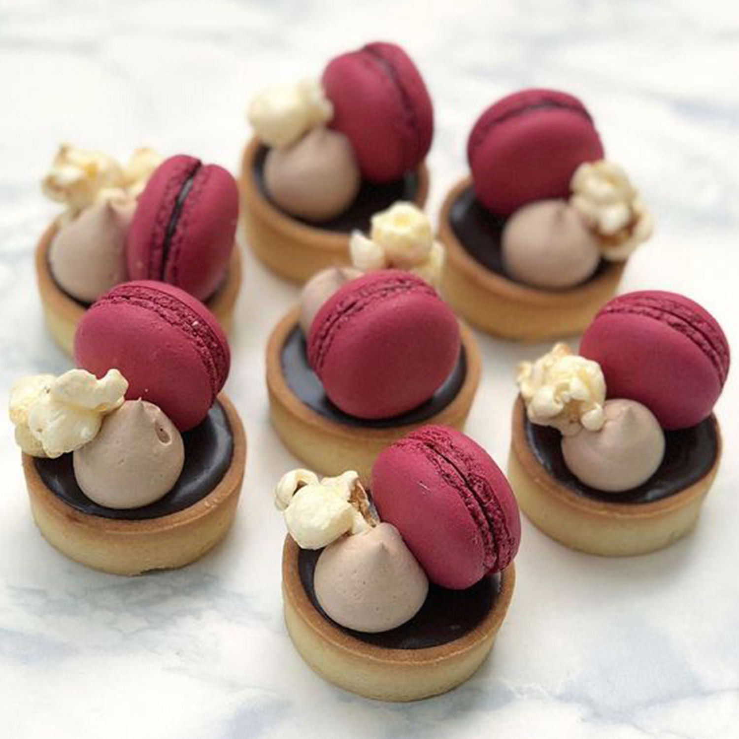 Online Chocolate Macaroon Mini Tarts Set of 6 Gift Delivery in UAE - FNP
