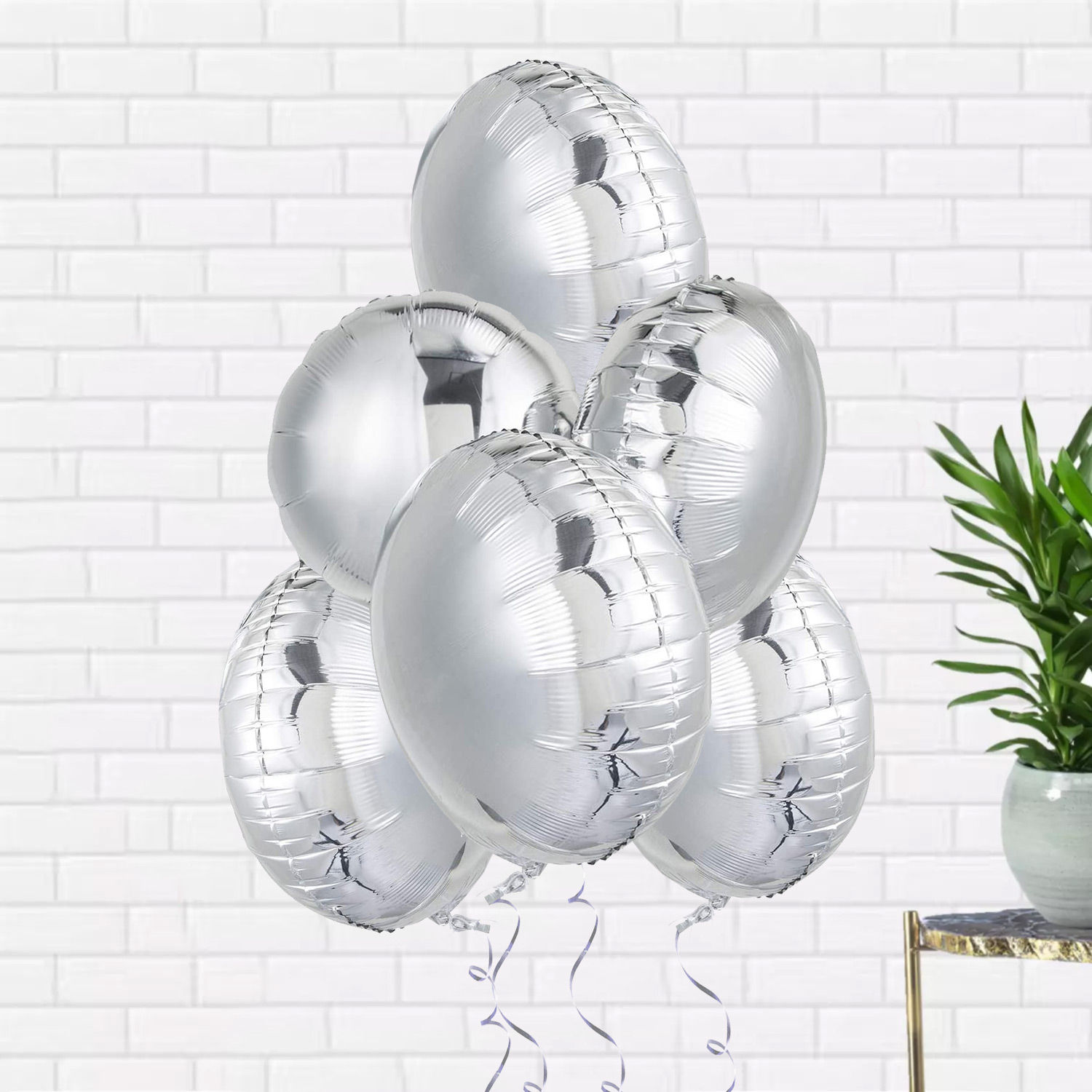 Online Helium Filled 6 Silver Foil Balloons Gift Delivery In UAE - FNP