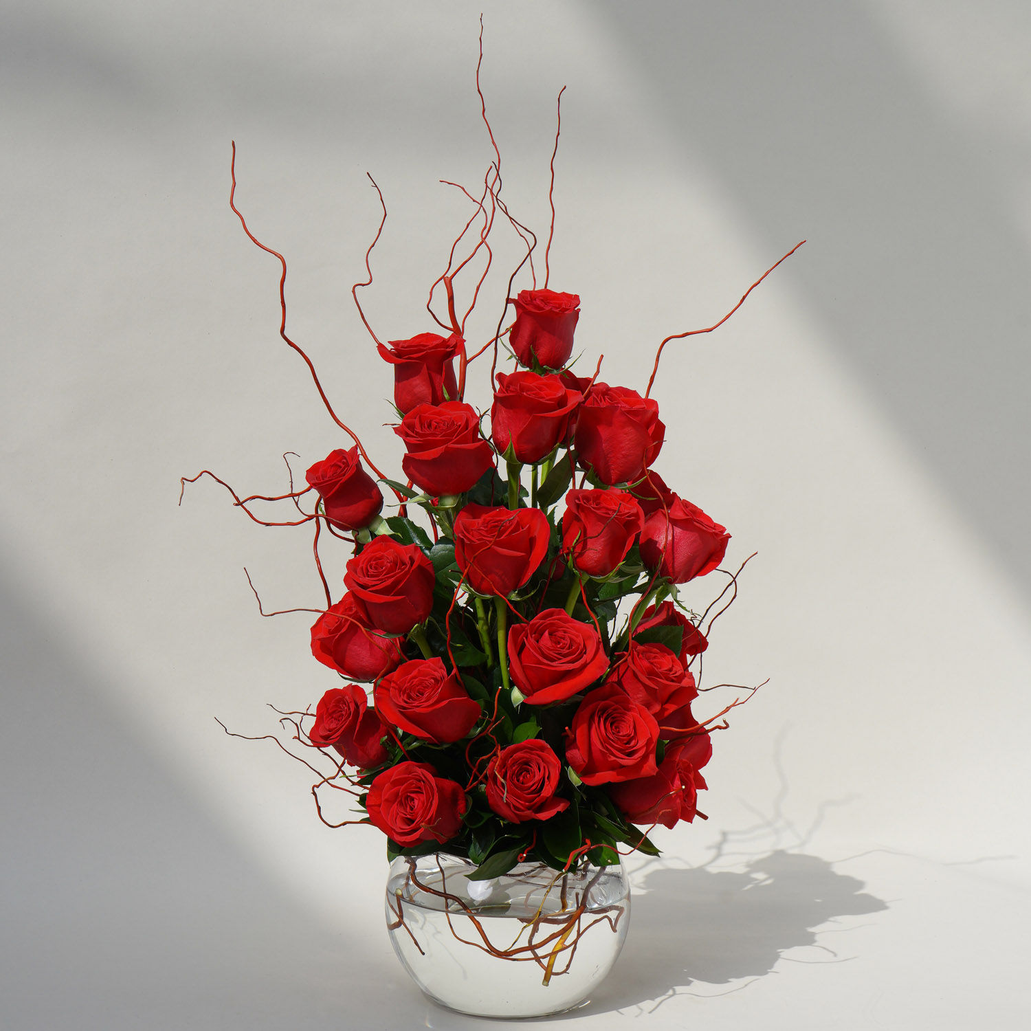 Online 22 Red Roses in a Fish Bowl Gift Delivery in UAE - FNP